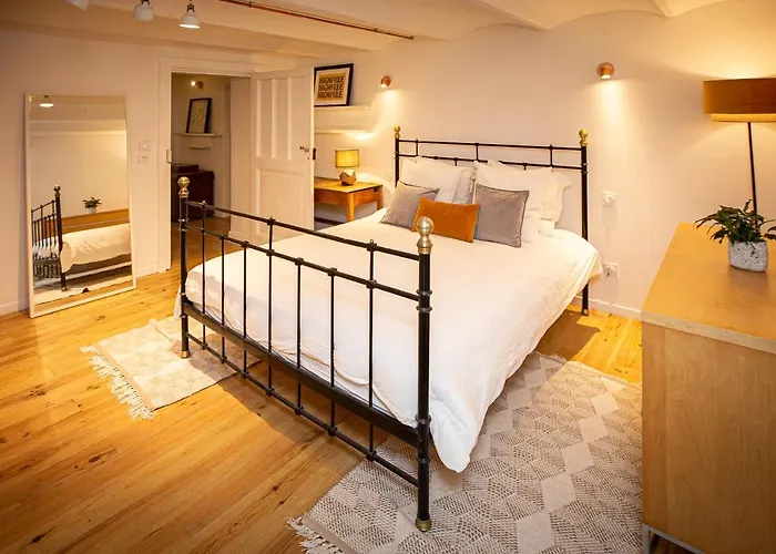 Beautiful Converted One Bedroom Carcassonne